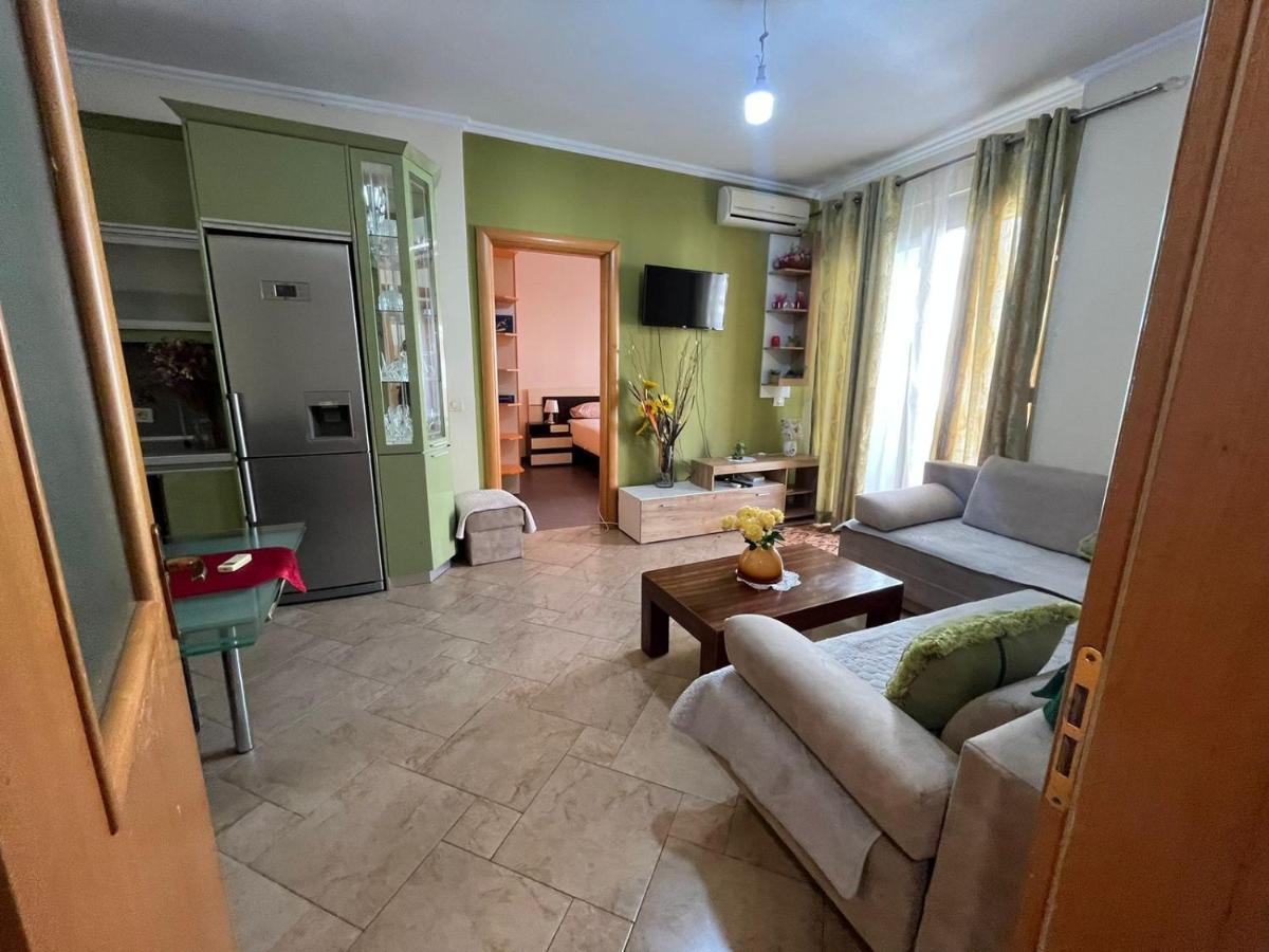 Buneci Apartment Τίρανα Εξωτερικό φωτογραφία